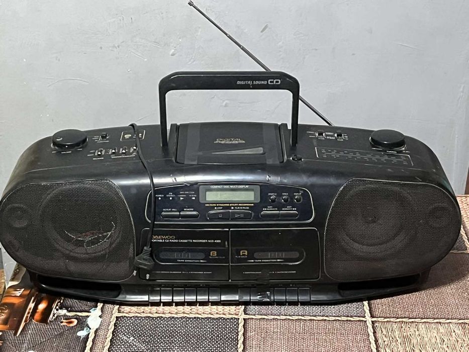 магнітола DAEWOO