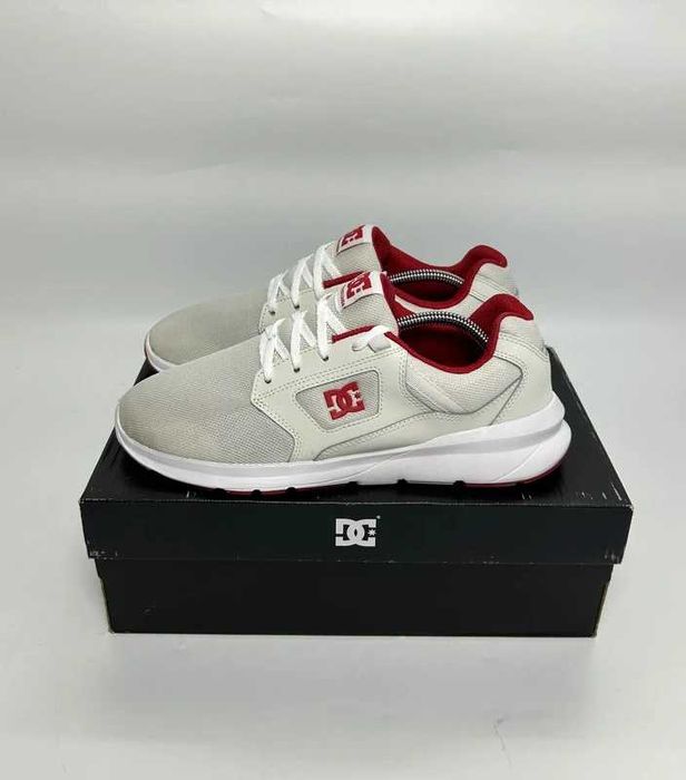 DC Shoes rozmiar 42 białe czerwone sneakersy sportowe casual