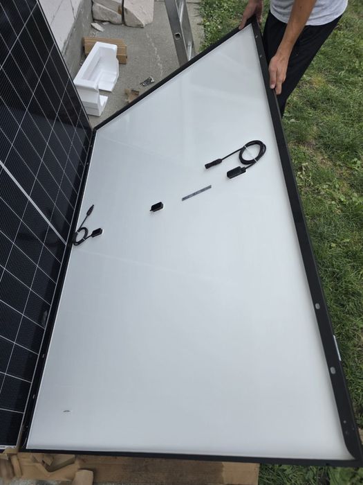 Сонячні панелі TW Solar Tongwei 470 Black Frame наявність Київ