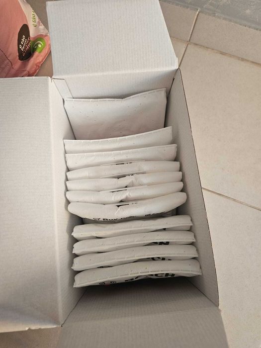 Aspirador com Saco Bosch Serie 4 ProHygienic