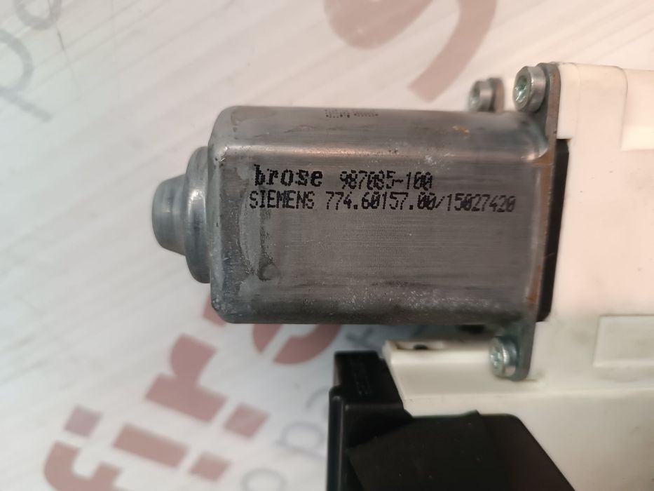 Motor Vidro Frente Direito SEAT IBIZA III - 6L2959801