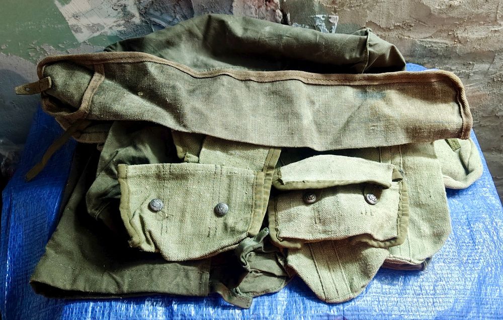 Pokrowce wojskowe. 14 sztuk.