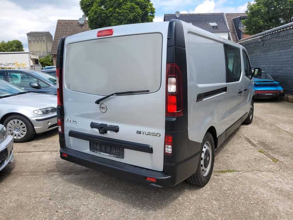 Бампер Opel Vivaro B запчастини Опель Віваро Виваро Б разборка