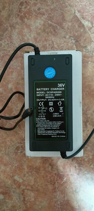 Зарядне устройство для электровелосипеда та электросамоката