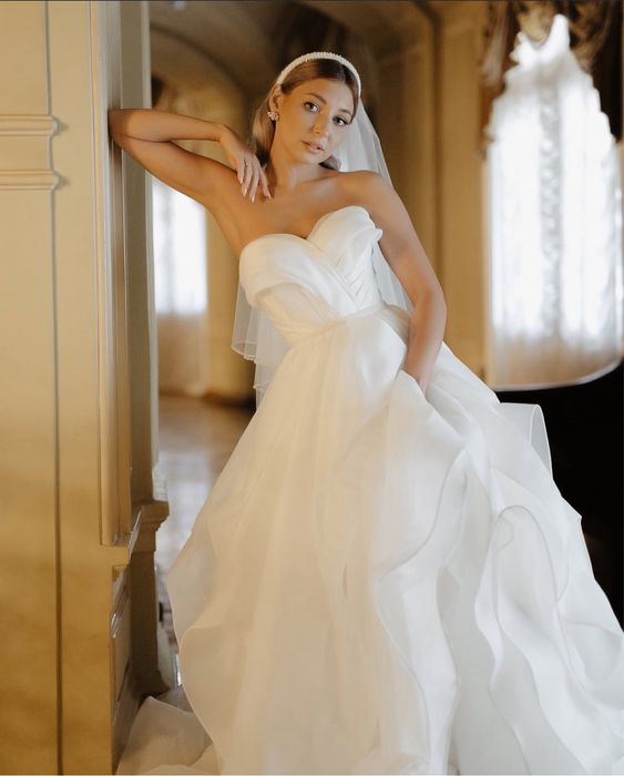 Весільна брендова сукня Innocentia Camelia