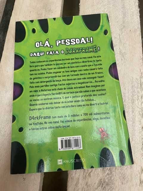 Livro Darkframe, Experiências Loucas e Factos Bizarros – Editora Manuscrito