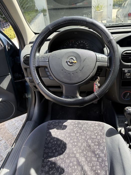 Carro em otimas condições