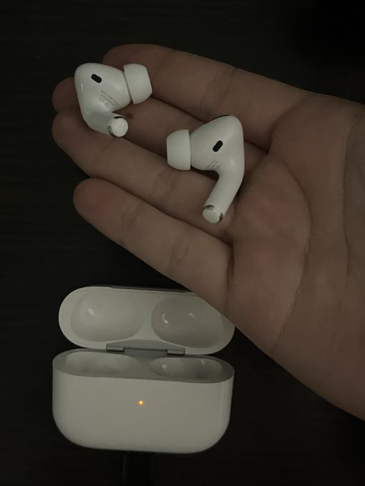 AirPods Pro.