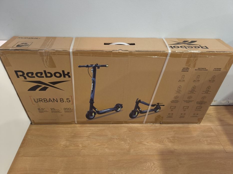 Trotinete Elétrica Reebook Urban Electric 8.5" 350W Em Caixa
