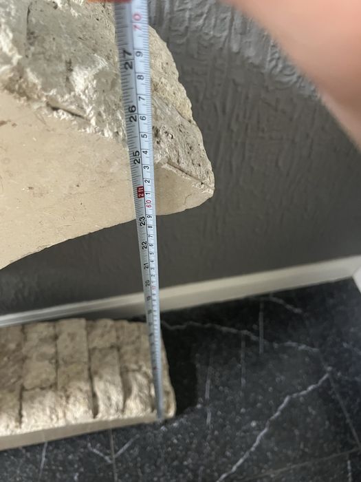 Consola de pedra e vidro