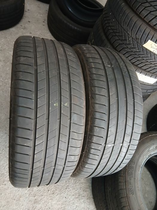 2 Pneus 235/40R19 Bridgestone