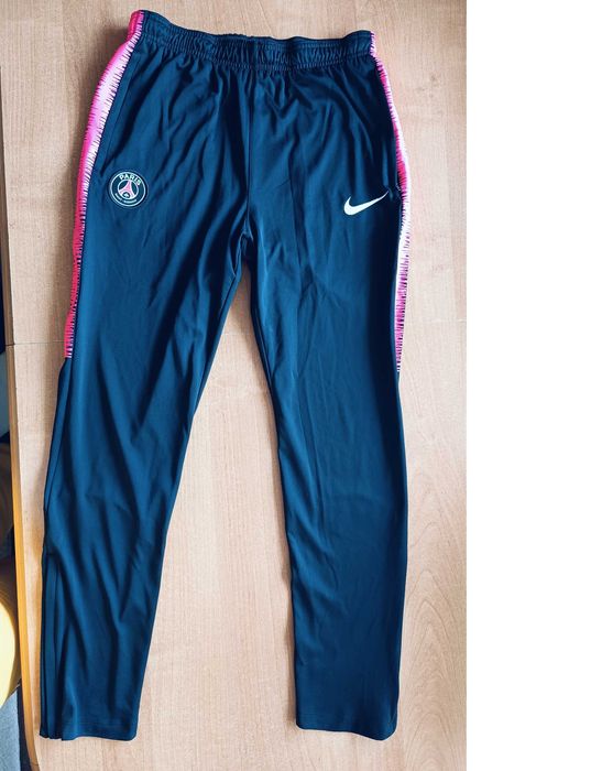 spodnie dresowe i koszulka NIKE PSG roz. M