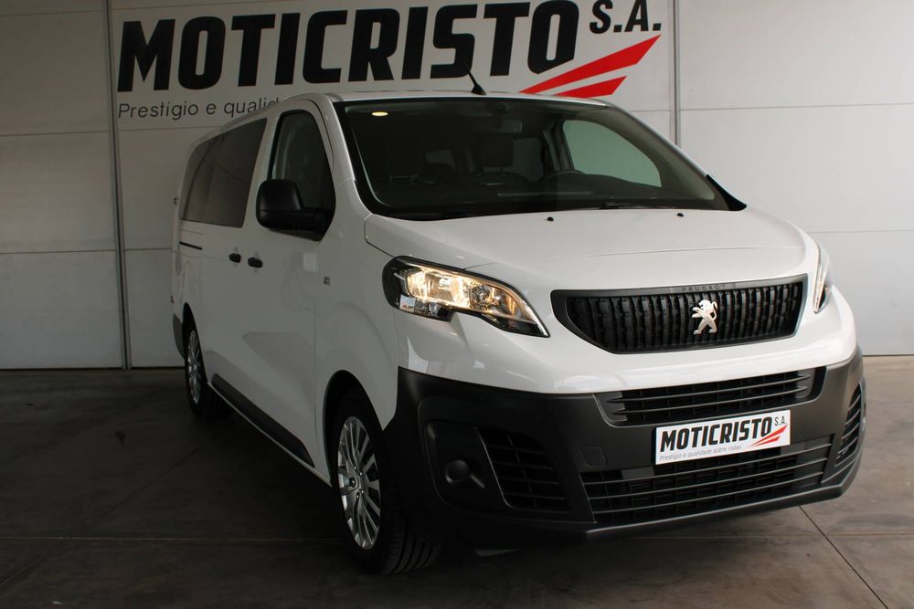 Peugeot e-Traveller