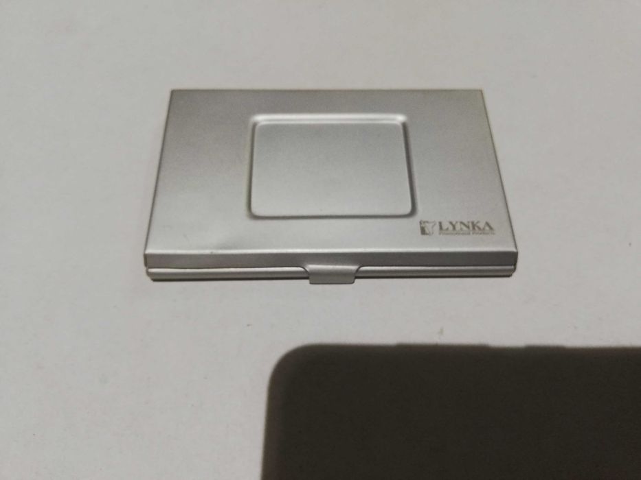 Wizytownik na wizytówki - aluminiowny