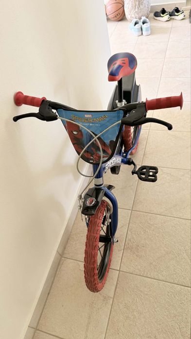 Bicicleta crianca de roda 16 como nova