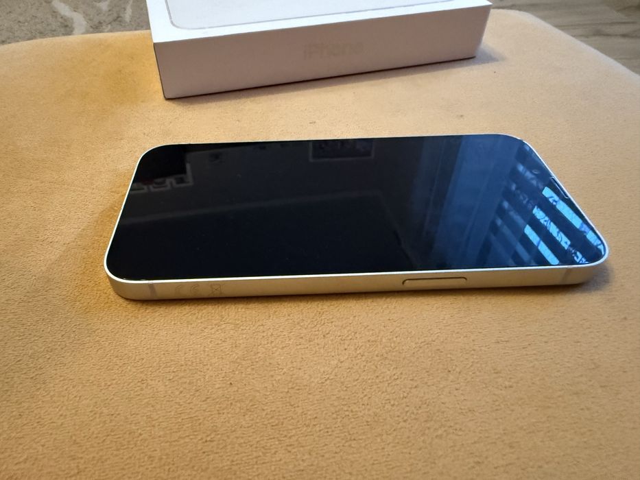 Iphone 13 128Gb stan idealny BIAŁY