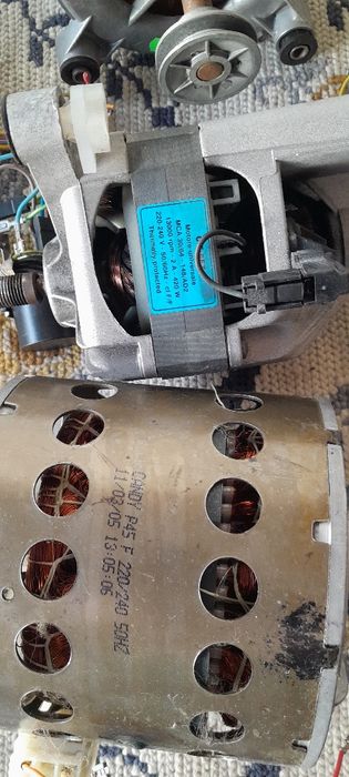 Motores  máquinas  lavar só tenho os em alumínio..e ventilador