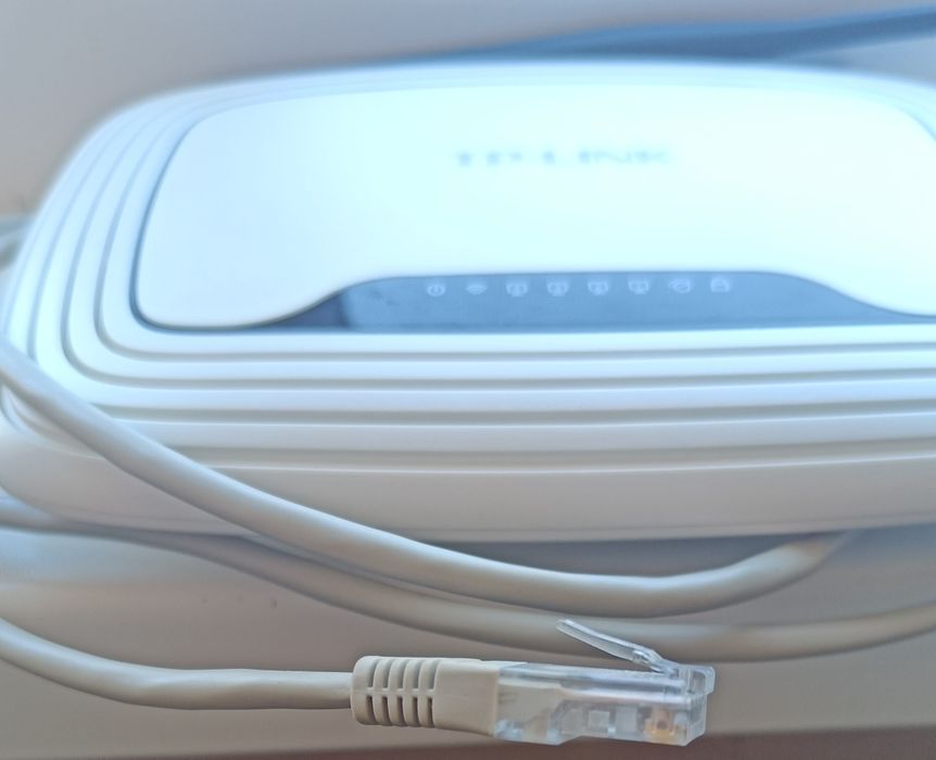 Продам роутер  tp-link