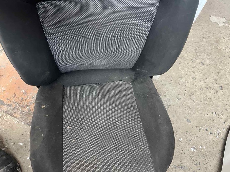 Сидіння fiat doblo opel combo вантажів