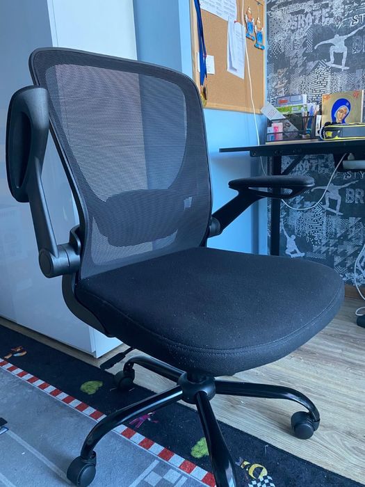 Fotel biurowy bardzo wygodny