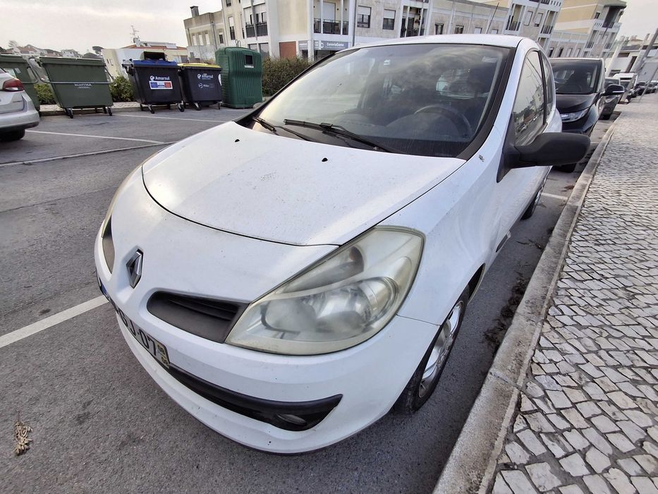 Renault Clio 1.5 dCi Comercial – 2008 – 320.000 km