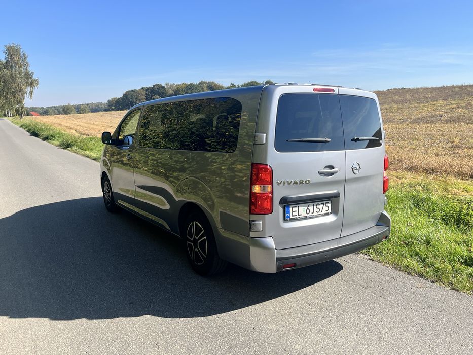 Opel vivaro 2.0 long 9 osobowy Polski salon