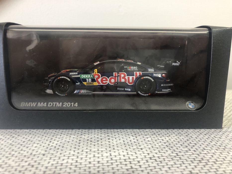 Miniatura BMW DTM 2014 do Félix da Costa