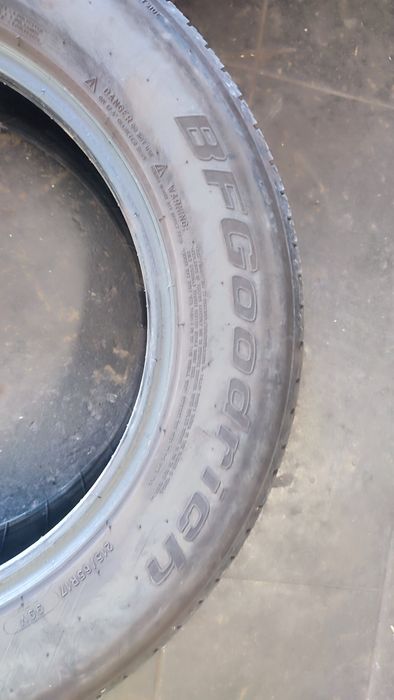 Penus 215/65 R17
