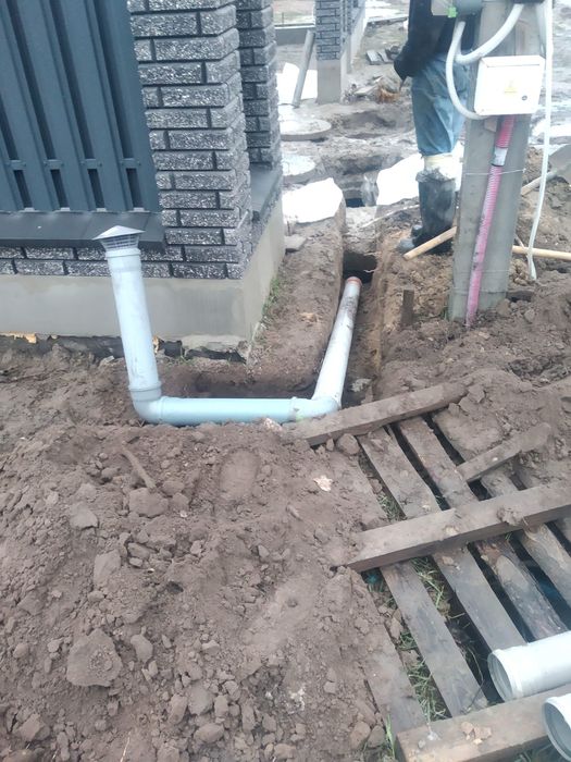 ЧИСТКА ВЫГРЕБНЫХ ЯМ.чистка сливных ям.ремонт септика.строительство ям