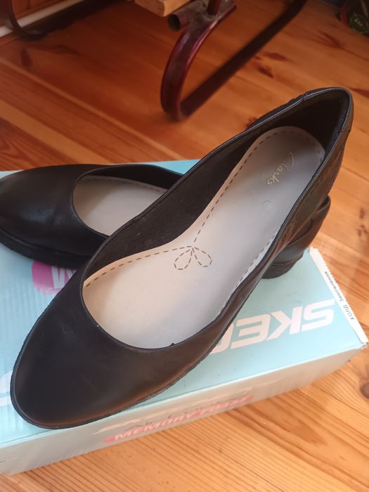Шкіряні балетки,  туфлі, лофери Clarks