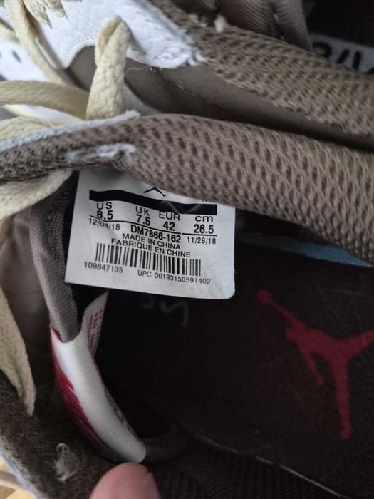 Buty Travis Scott x Air Jordan 1 Low OG 'Reverse Mocha’ Trainers
