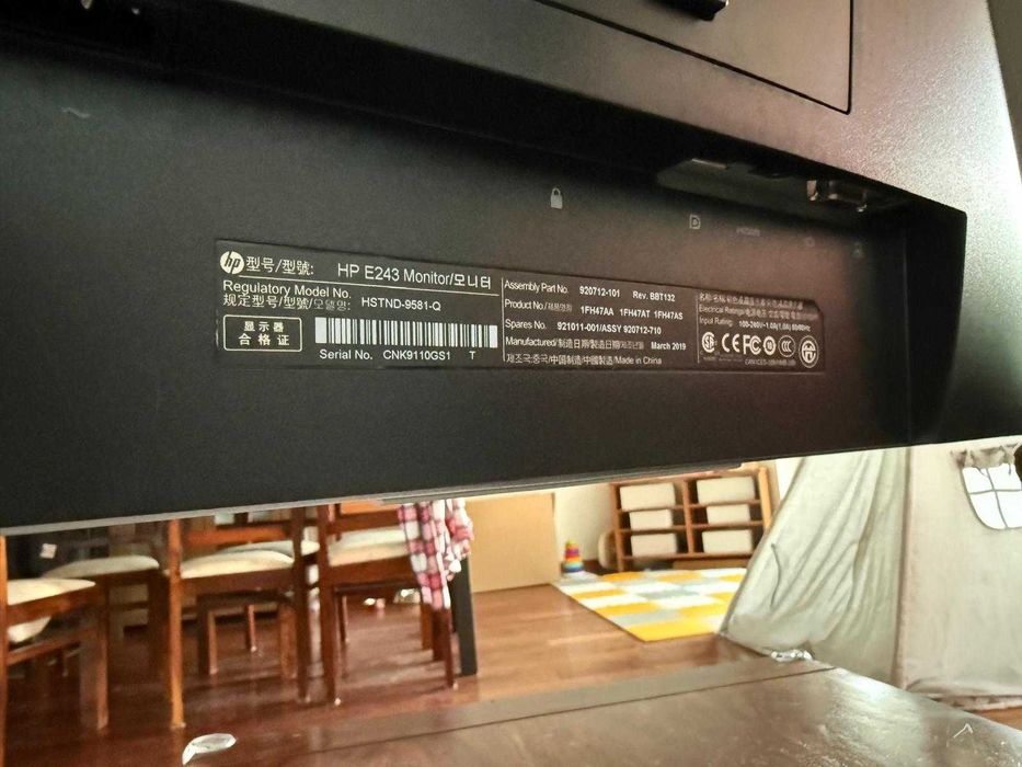 HP E243 24” IPS Full HD