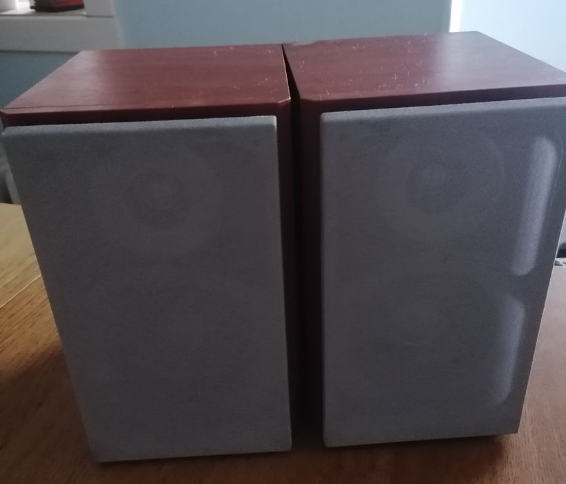 2 Colunas well Tech com Fios em madeira