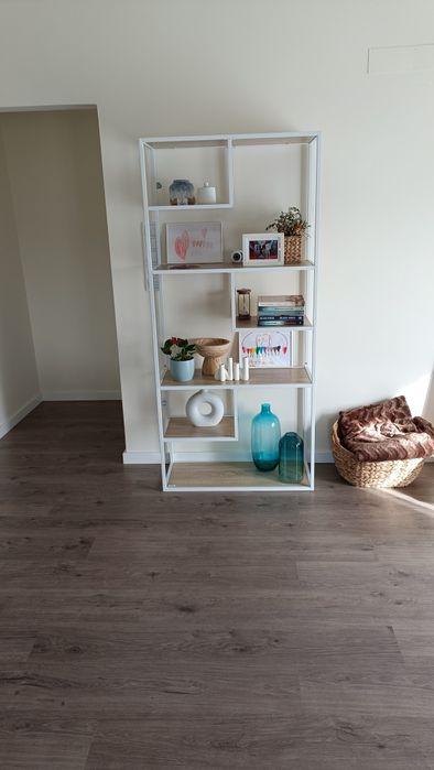 Estante marca HOMCOM