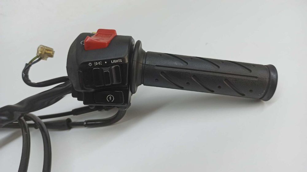 COMANDO DAS LUZES KYMCO XCITING 250/300/500 XCITING 400I