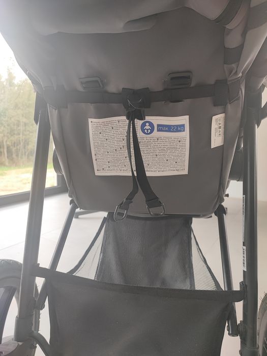 Hauck runner silver. Spacerówka na każdy teren.