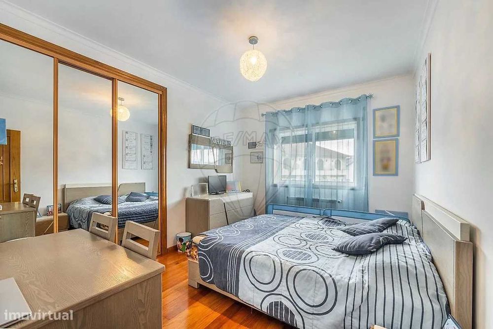 Arrendo quartos mensalmente