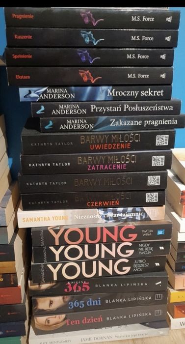 Książki sprzedawane osobno lub w komplecie