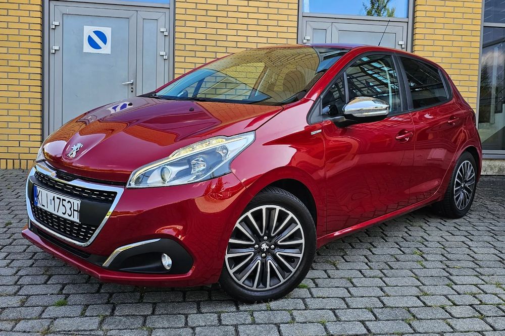 Peugeot 208
