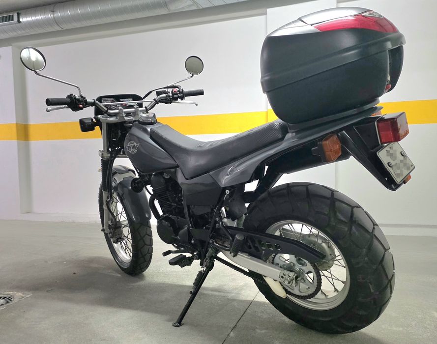 Yamaha TW 125CC.