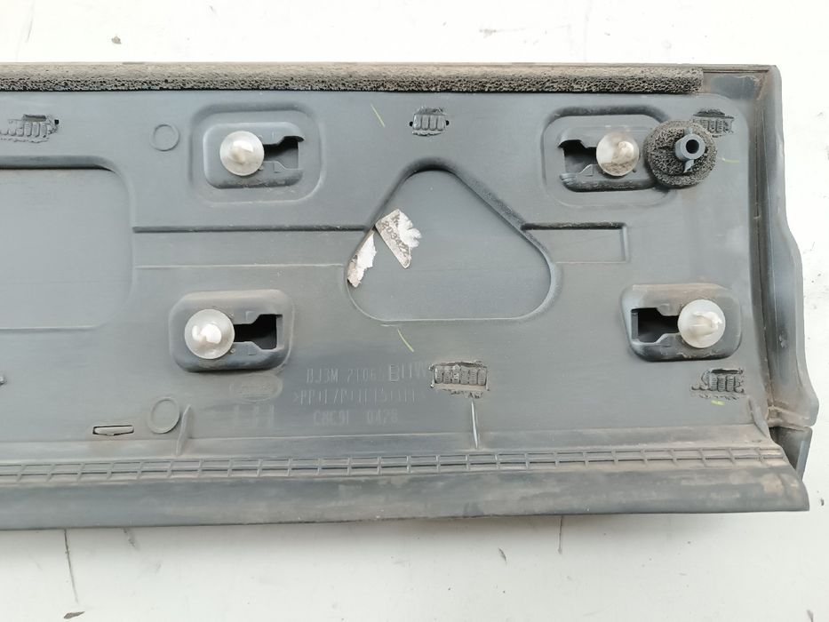 Embaladeira Plástica Esquerdo - LAND ROVER Range Rover Evoque (L538) | 11 -