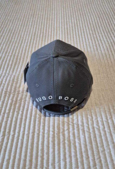 Boné Hugo Boss - cinza