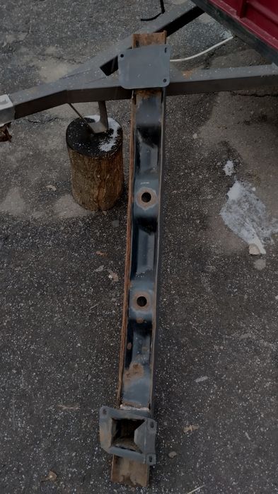 Підсилювач заднього бампера skoda tour