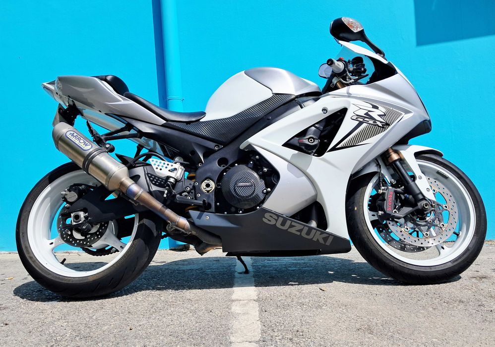 Suzuki GSXR 1000 K8