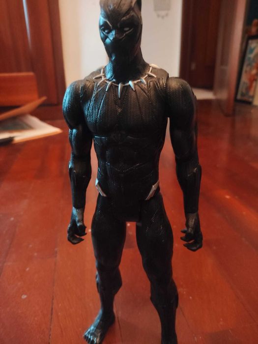 Boneco Pantera Negra Marvel - Black Panther Hasbro