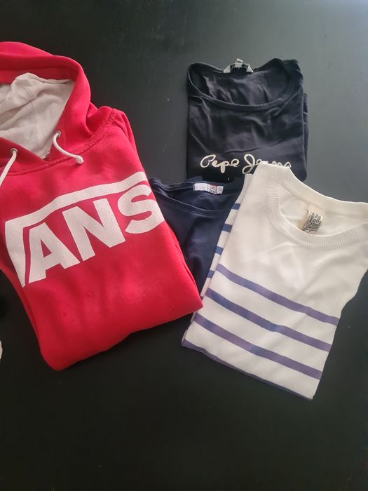 4 pecas de roupa, cada 3euris