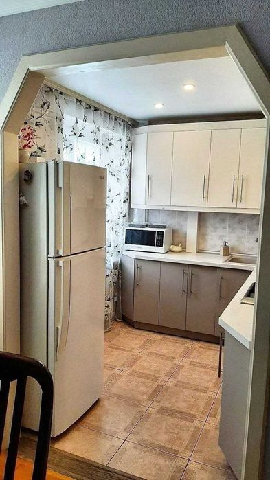 Продаж 3-к квартири з ремонтом вул.Г.Кондратьєва, р-н СНАУ