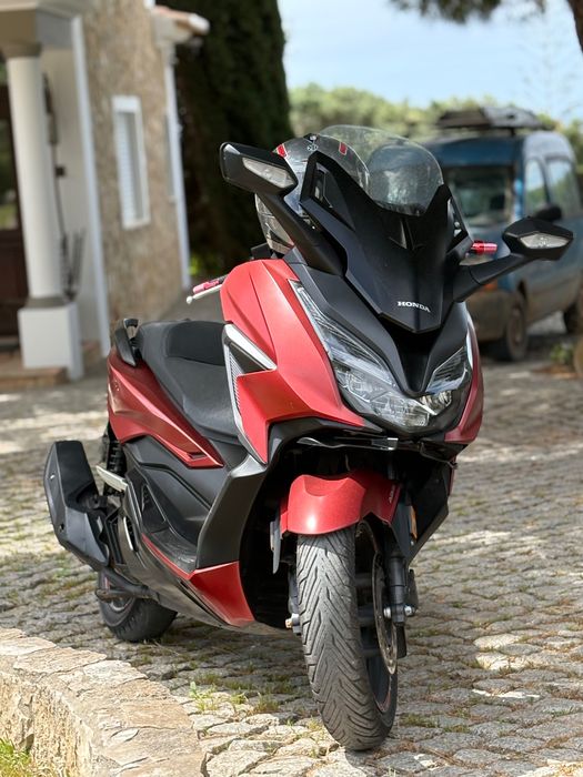 Honda forza 2022