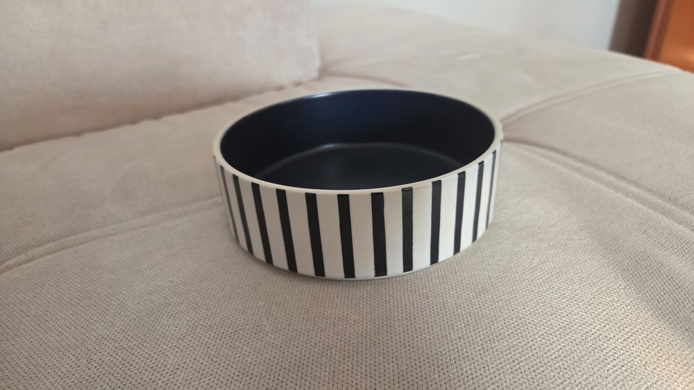 Miska dla królika, psa, kota.