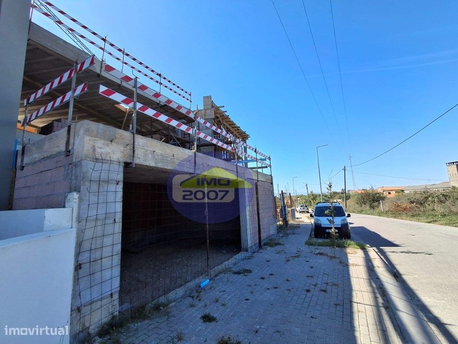 Fantástica Moradia, perto do Mar, em Silvalde/Espinho